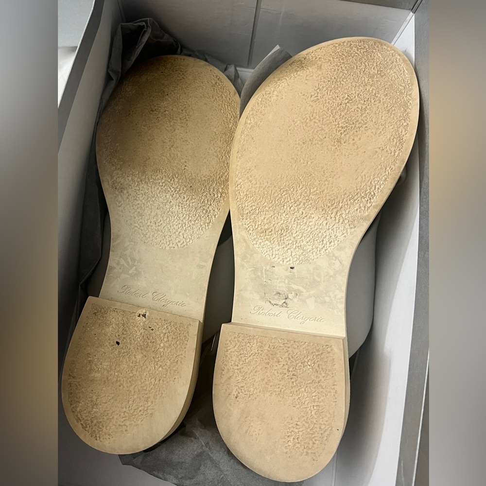 Robert Clergerie gray leather sandal. Caliente
Size 40 European. 9.5 US - Picture 6 of 7